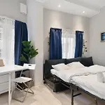 Cozy In The Heart Of Διαμέρισμα